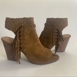 Ointlee Fringe Boot Sandal